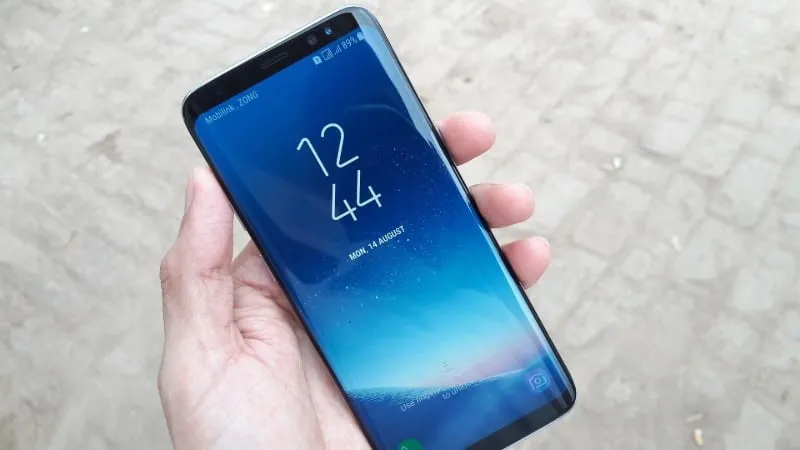 What is AMOLED display?