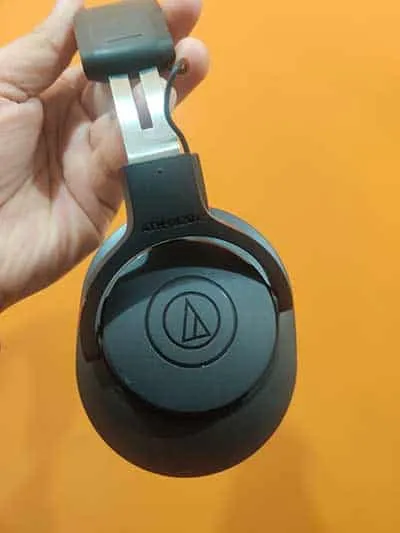 Audio Technica ATH M20xBT Review Side View